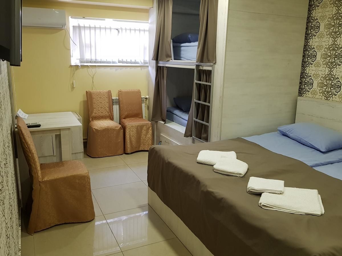 Хостелы 5X5 Hostel Yerevan Ереван-11